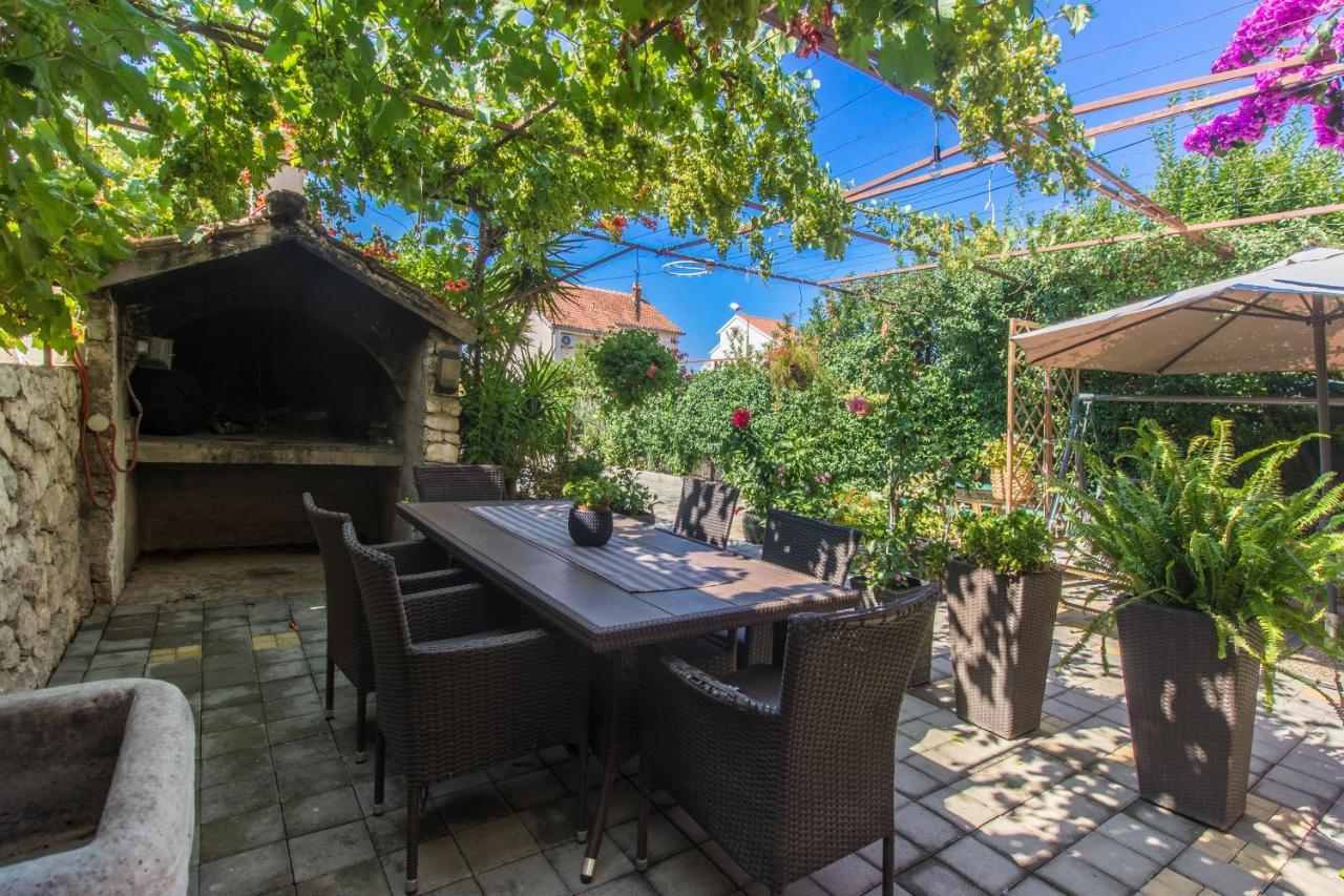 Dalmati House Hotel Brodarica  Luaran gambar