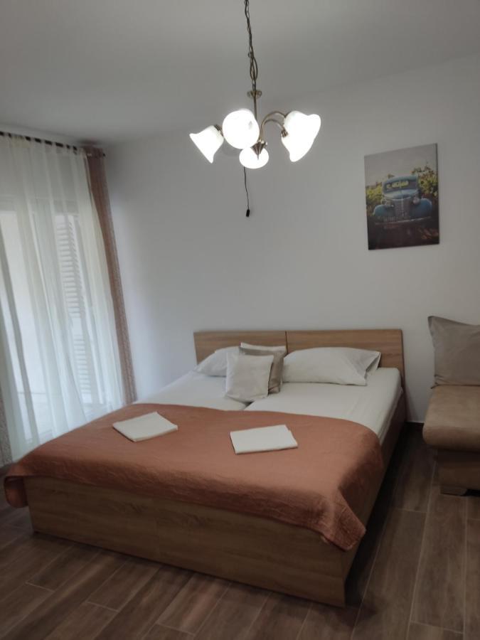 Dalmati House Hotel Brodarica  Luaran gambar