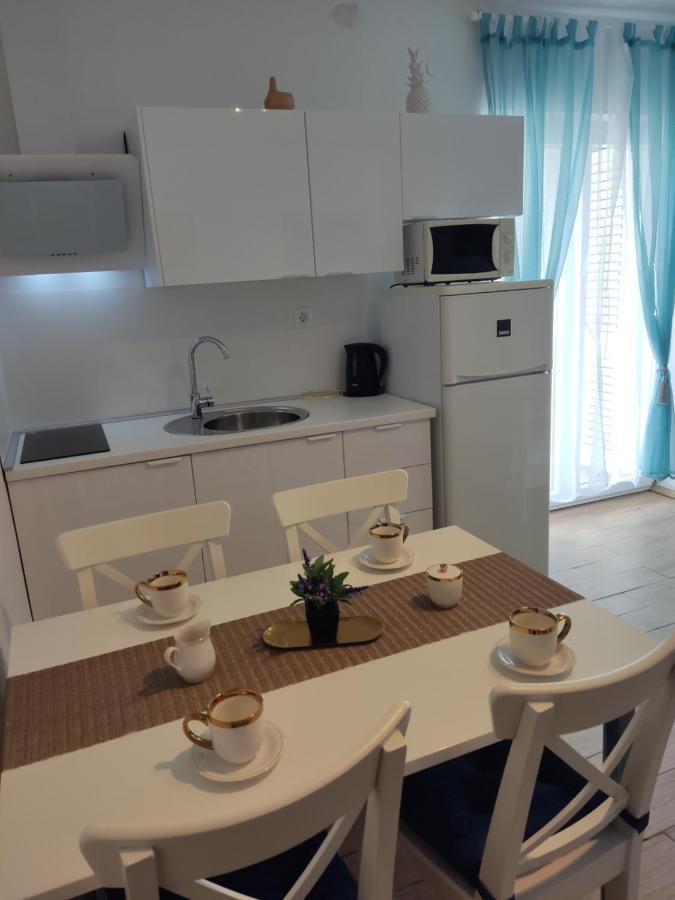 Dalmati House Hotel Brodarica  Luaran gambar